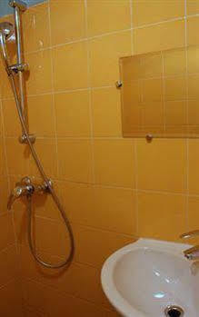Hotel Anya ปารีส ภายนอก รูปภาพ